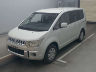 2011 Mitsubishi Delica D5