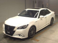 2015 Toyota Crown Hybrid