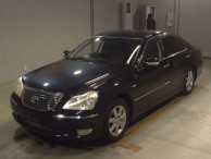 2004 Toyota Crown Majesta