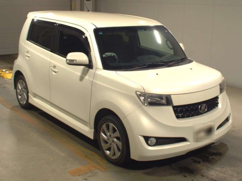 2010 Toyota bB QNC20[2]