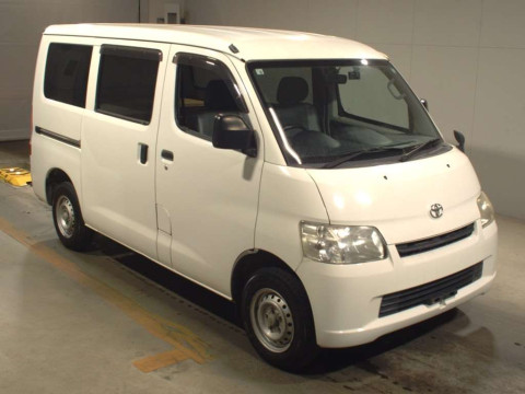 2017 Toyota Townace Van S402M[2]