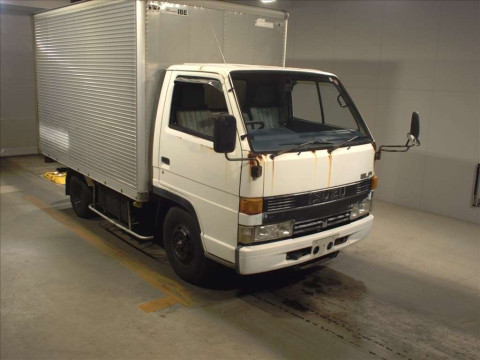 1991 Isuzu Elf Truck NKR58EAVN[2]