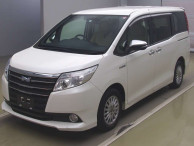 2014 Toyota Noah