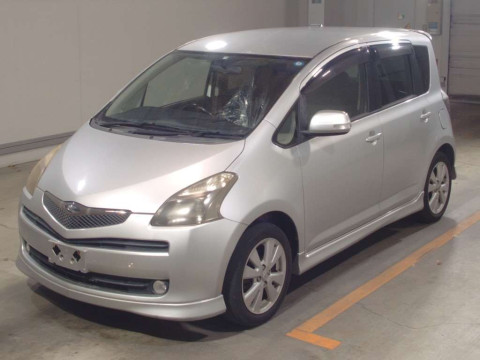 2005 Toyota Ractis NCP100[0]