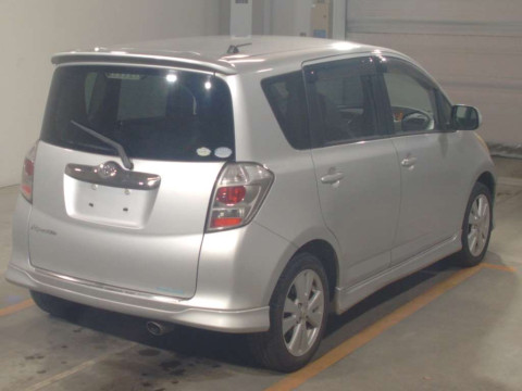 2005 Toyota Ractis NCP100[1]