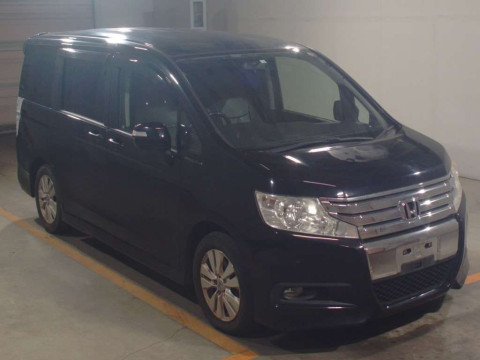 2010 Honda Step WGN Spada RK5[2]