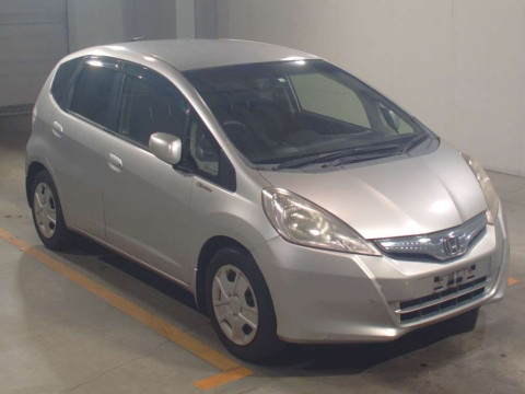 2012 Honda Fit Hybrid GP1[2]