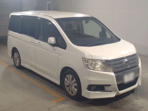 2010 Honda Step WGN Spada RK5[2]