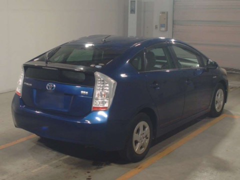 2010 Toyota Prius ZVW30[1]