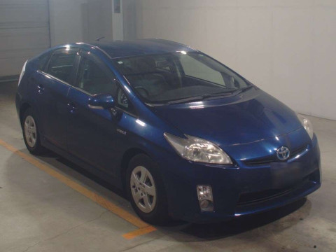 2010 Toyota Prius ZVW30[2]