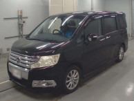 2012 Honda Step WGN Spada