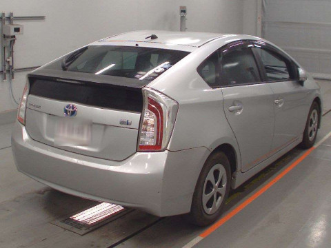 2012 Toyota Prius ZVW30[1]