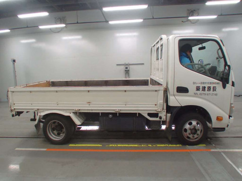 2009 Toyota Toyoace Truck TRY230[2]