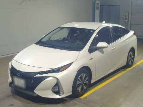 2019 Toyota Prius PHV ZVW52[0]