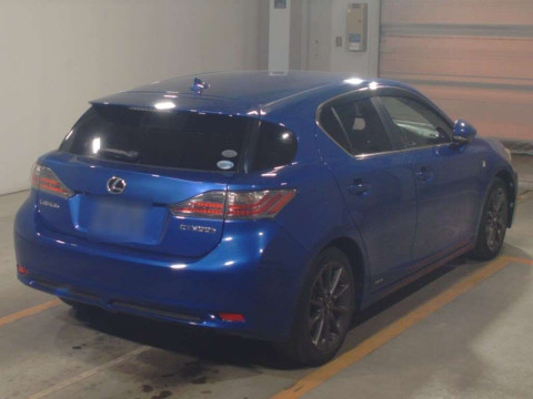 2011 Lexus CT ZWA10[1]