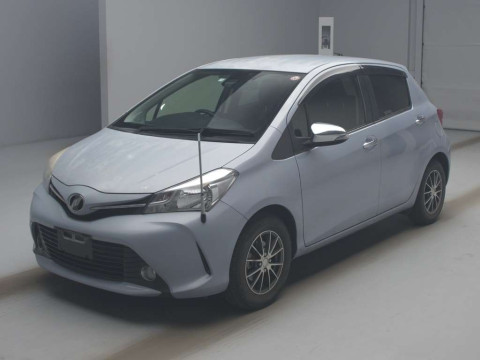 2015 Toyota Vitz NSP130[0]