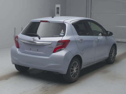 2015 Toyota Vitz NSP130[1]