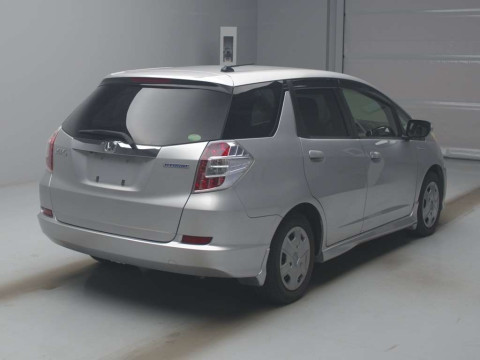 2013 Honda Fit Shuttle Hybrid GP2[1]