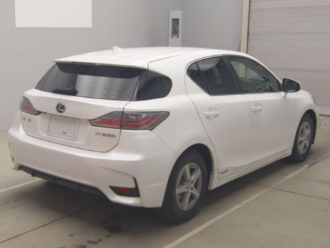 2014 Lexus CT ZWA10[1]