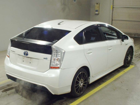 2010 Toyota Prius ZVW30[1]