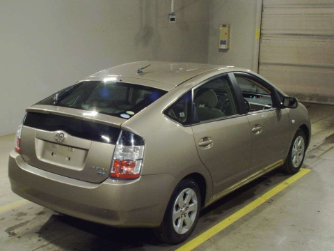 2005 Toyota Prius NHW20[1]