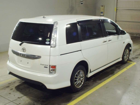 2013 Toyota Isis ZGM15W[1]