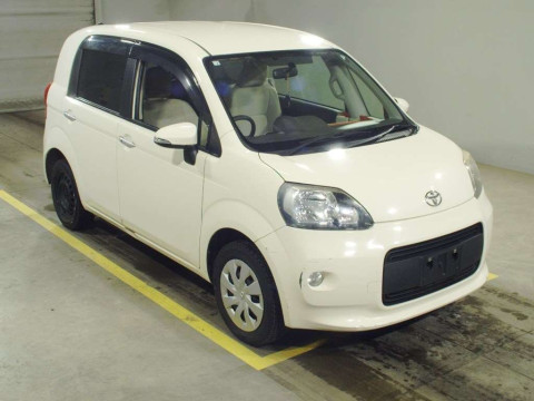 2012 Toyota Porte NCP145[2]