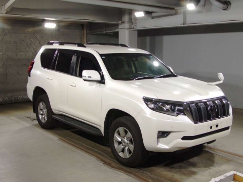 2019 Toyota Land Cruiser Prado GDJ150W[2]