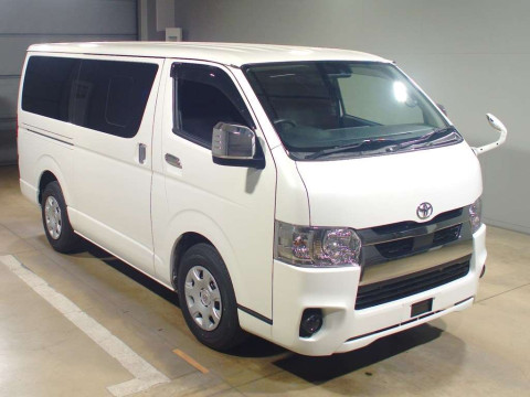 2021 Toyota Hiace Van TRH200V[2]