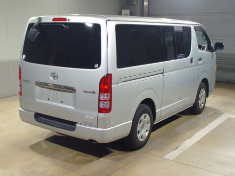 2006 Toyota Hiace Van KDH200V[1]