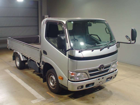 2016 Toyota Toyoace Truck TRY230[2]