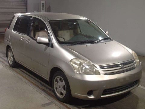 2005 Toyota Raum NCZ20[2]