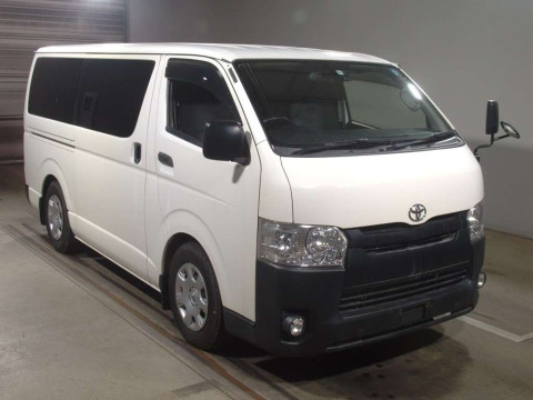 2014 Toyota Regiusace Van KDH201V[2]