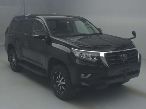 2018 Toyota Land Cruiser Prado TRJ150W[2]