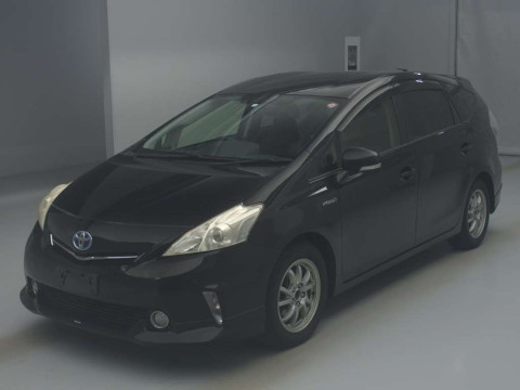 2012 Toyota Prius alpha ZVW41W[0]