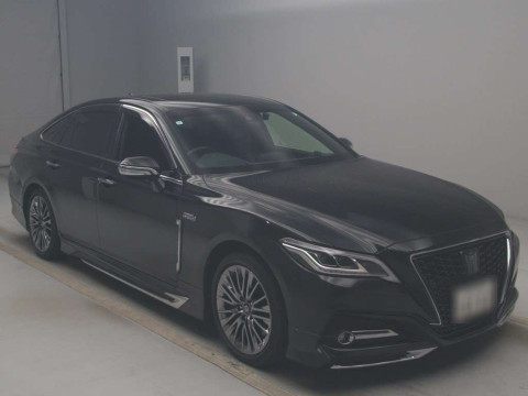 2019 Toyota Crown Hybrid GWS224[2]