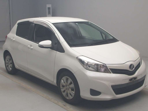 2012 Toyota Vitz NSP130[2]