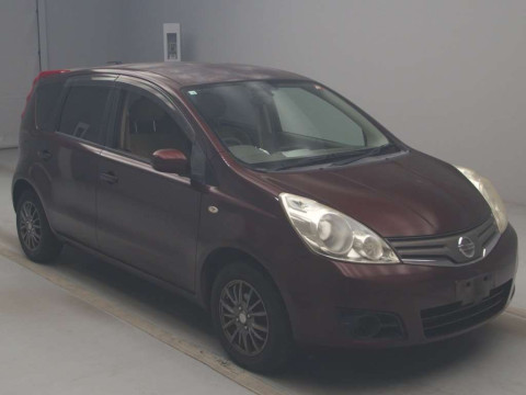 2010 Nissan Note E11[2]