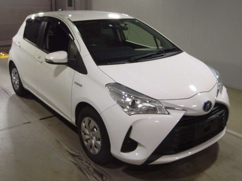 2020 Toyota Vitz NHP130[2]