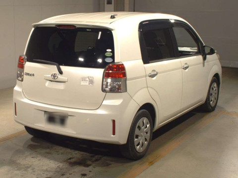 2013 Toyota Spade NCP141[1]