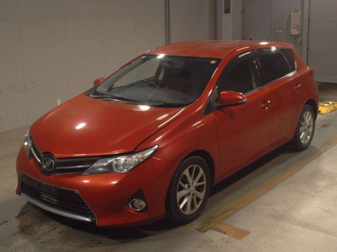 2012 Toyota Auris NZE181H[0]