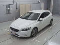 2016 Volvo V40