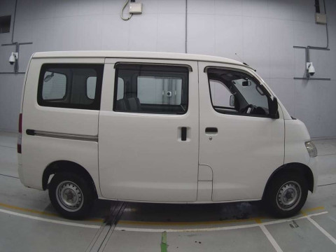 2019 Toyota Townace Van S402M[2]