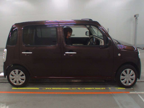 2015 Daihatsu Mira Cocoa L675S[2]