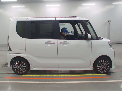 2024 Daihatsu Tanto Custom LA650S[2]