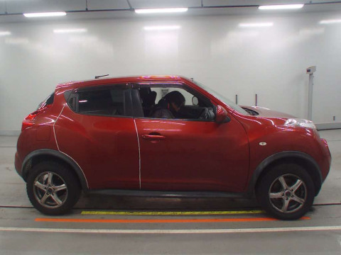 2012 Nissan JUKE YF15[2]