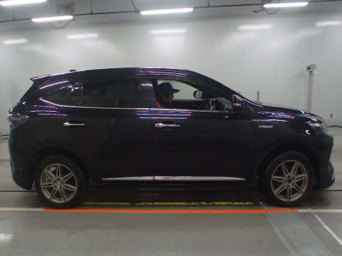 2015 Toyota Harrier Hybrid AVU65W[2]