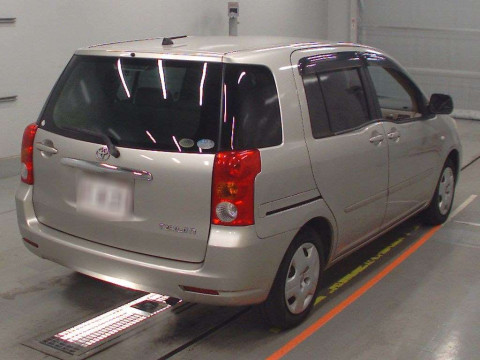 2006 Toyota Raum NCZ20[1]