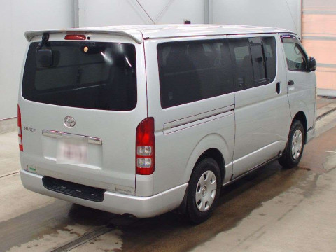 2010 Toyota Hiace Van KDH206V[1]