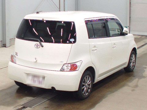 2011 Toyota bB QNC25[1]